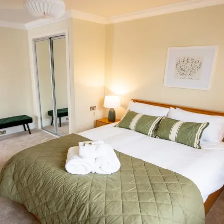 Elegant 3BD Georgian Retreat in Perth City Centre
