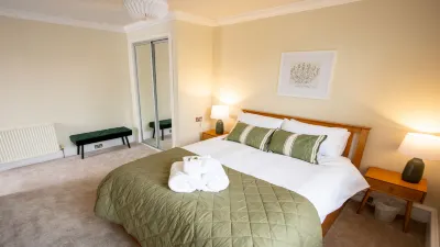 Elegant 3BD Georgian Retreat in Perth City Centre Hotel a 