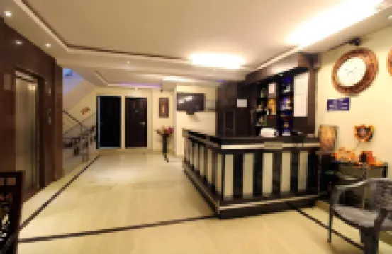 Hotel Apple Villa - New Delhi