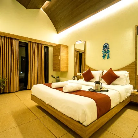 SpicyMango Eleven Petals Resort