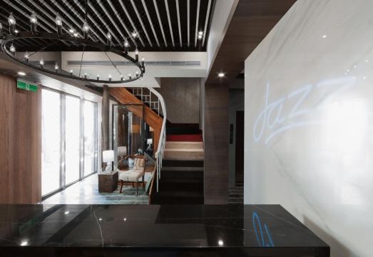 허브 아트 호텔