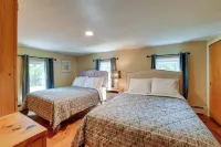 Rustic Bainbridge Retreat w/ Spacious Yard! - 3-Star