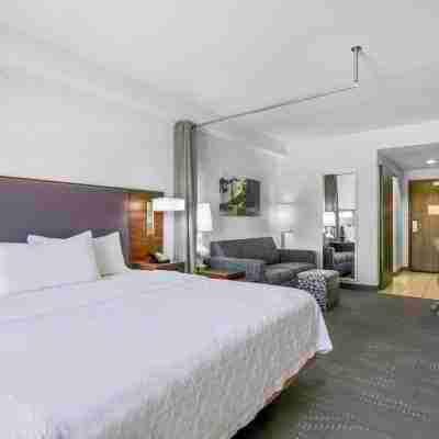 Home2 Suites by Hilton St. Simons Island Rooms