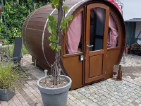 Schlafen im Weinfass Hotels in Landkreis Neustadt a.d.Aisch-Bad Windsheim