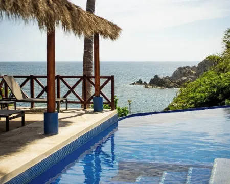 VILLAS CORAL HUATULCO Hotels in Santa Maria Huatulco