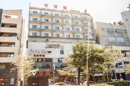 Tongyeong V Motel Отели в г. Тхонъён