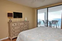 Pelican Pointe 803