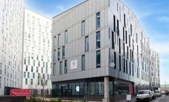 For Students Only Pavilion Court in Wembley