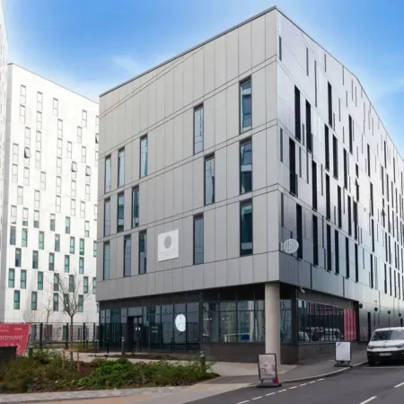 For Students Only Pavilion Court in Wembley Отели рядом с достопримечательностью «Стадион «Уэмбли»»