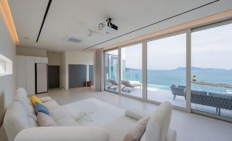Namhae Private Pool Villa Damhae