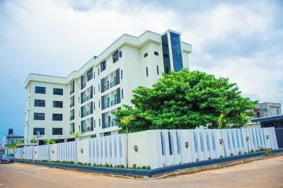 The Thribeka International Hotel Отели в г. 