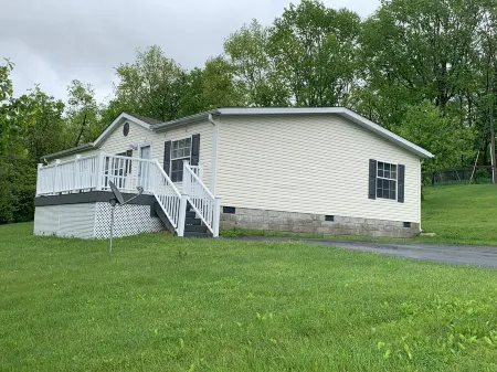 Peaceful Retreat on the Bourbon Trail Отели в г. Андерсон