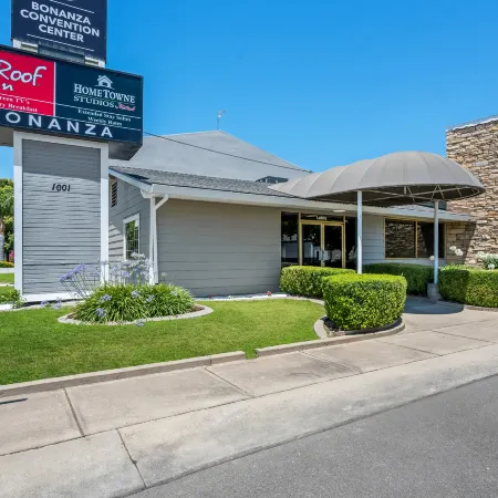 HomeTowne Studios Yuba City Bonanza - Marysville