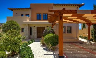 Stunning Villa UV09 Oniro with Sea Views, Aphrodite Hills