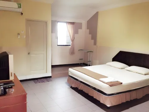 Hotel Queen Pontianak Các khách sạn ở Benua Melayu Darat