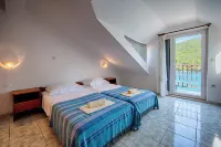 Apartments Malo Lago Hotels in Smokvica