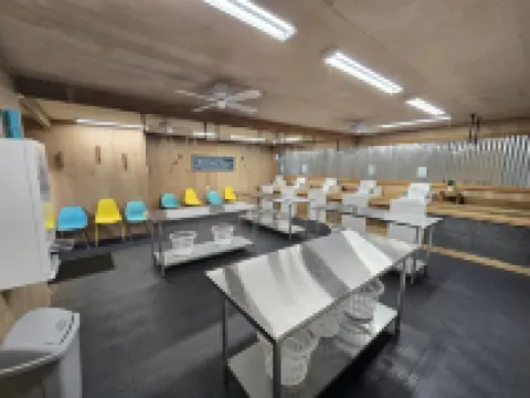 Cozy cabin close to Summersville Lake and the New River Gorge National Park!