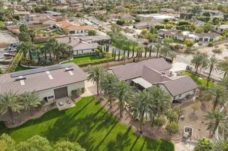 41 Palms Estate by AvantStay Indoor Pickleball Pool Hot Tub Outdoor Kitchen