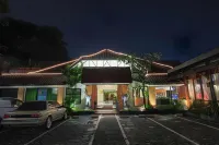 TUWUH HOTEL AT KAYUTANGAN Các khách sạn ở Klojen