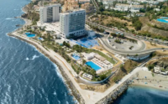 에스티발 토레케브라다  호텔