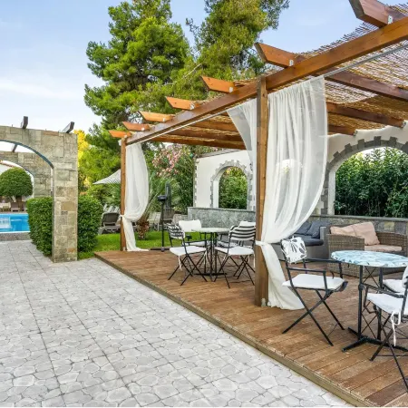 Stefania Hotel