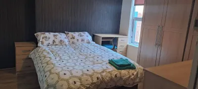 Room-charming Leicester Guest Room With Hotels in 