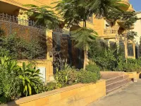 Spacious 3-bedroom apartment with WiFi, AC in beautiful Cairo Hotels in Rawd Al Farag