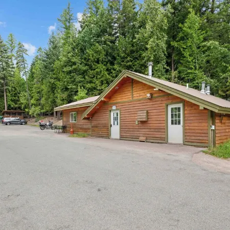 Chalet Chic - Comfortable & Clean Private Resort Condo Ski, Soak, Relax & Enjoy