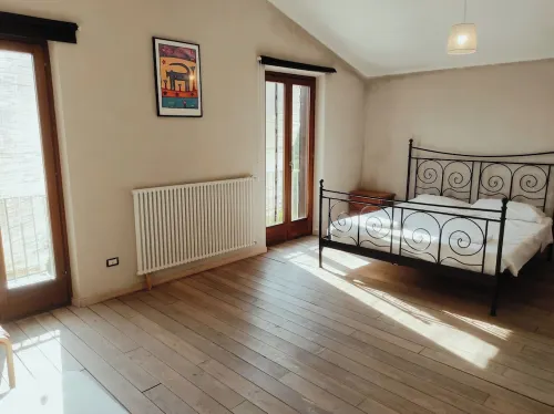 Lazzano Country House with pool. Relax and nature near by the sea. 伊特里住宿飯店