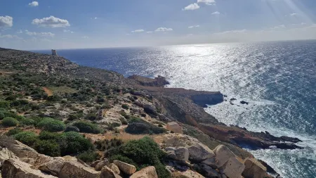 Carousel - Modern Spacious Apartment Отели в г. Qrendi