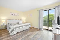 Private Balconies and Tennis Courts - Stunning Island Getaway