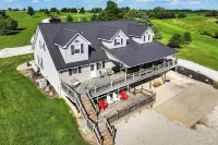 Pond Access & Fishing: 'Cedar Lodge' in Versailles - 2-Star