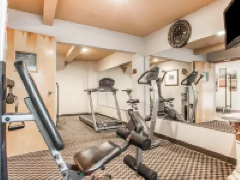 Quality Inn Near Toms River Corporate Park Hotels in Ocean County