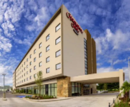 皮耶德拉斯內格拉斯希爾頓歡朋飯店 住宿飯店