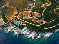 Emelisse Nature Resort Hotels in der Nähe von Kioni