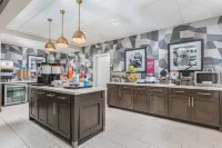 Hampton Inn & Suites Reno/Sparks - breakfast