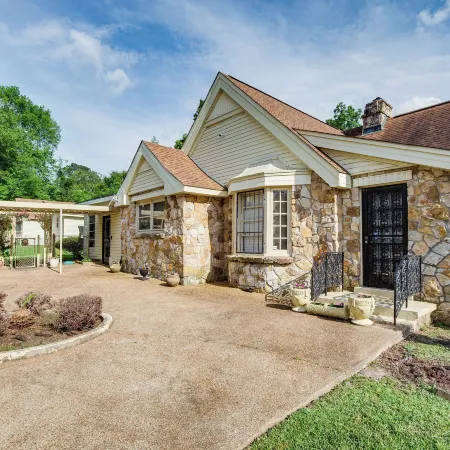 Cozy Jackson Vacation Rental < 1 Mi to University