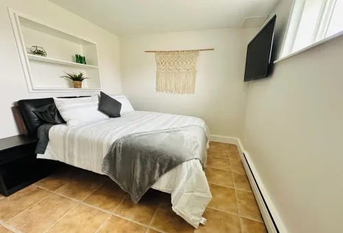 Cozy retreat 30 mins from Waterton National Park and Castle Ski Resort