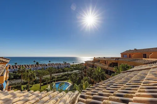 Stunning Seaview duplex penthouse apartment near Duquesa Port, Manilva.