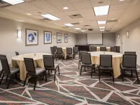 Hampton Inn & Suites Denver-Downtown Hotels near Brown Palace