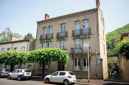 La Grande Maison Mazamet Отели в г. Ле-Марти