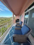 Perfect Island Getaway--amazing ocean views and refreshing pool at Coakley Bay!