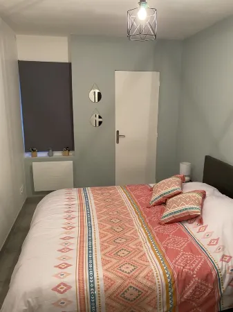 Superbe Logement Entierement Renové