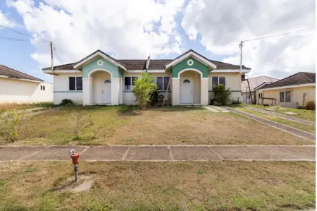 Pearle Casa- Relaxing, 24hrs Gated Secured Home..