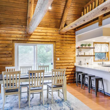 On-site Lake & Gazebo: Cabin in Yellow Springs!