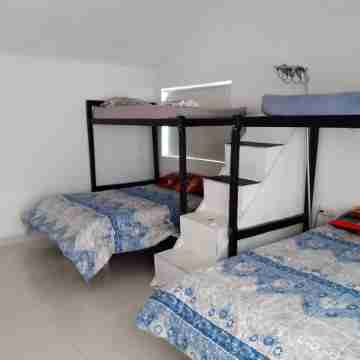 Beautiful Villa in front of Lagoon, in the heart of the hotel zone of Cancun Rooms