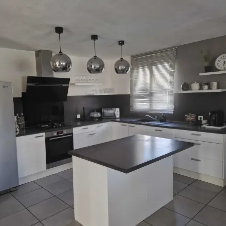 House has private pool