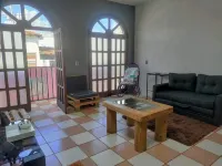 Casa Golondrinas - Ubicación Inmejorable Cerca del Centro y Plazas Comerciales
