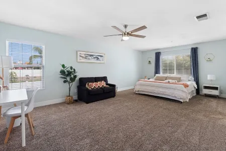 Lovely 4-bedroom house fits 15 people with outdoor playground