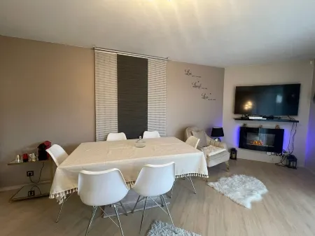 Cosy Appart Proche du rer A et psa